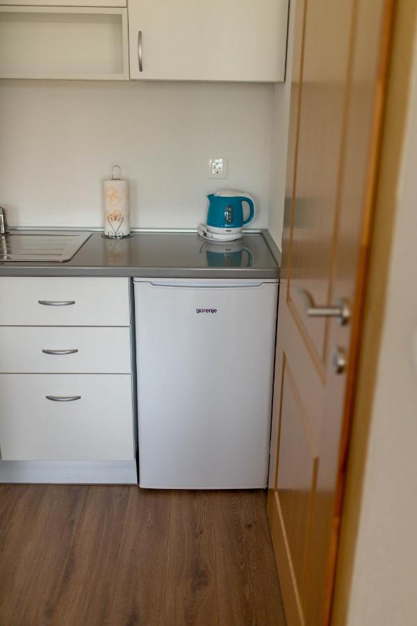 Apartmani Mia Prozor Extérieur photo
